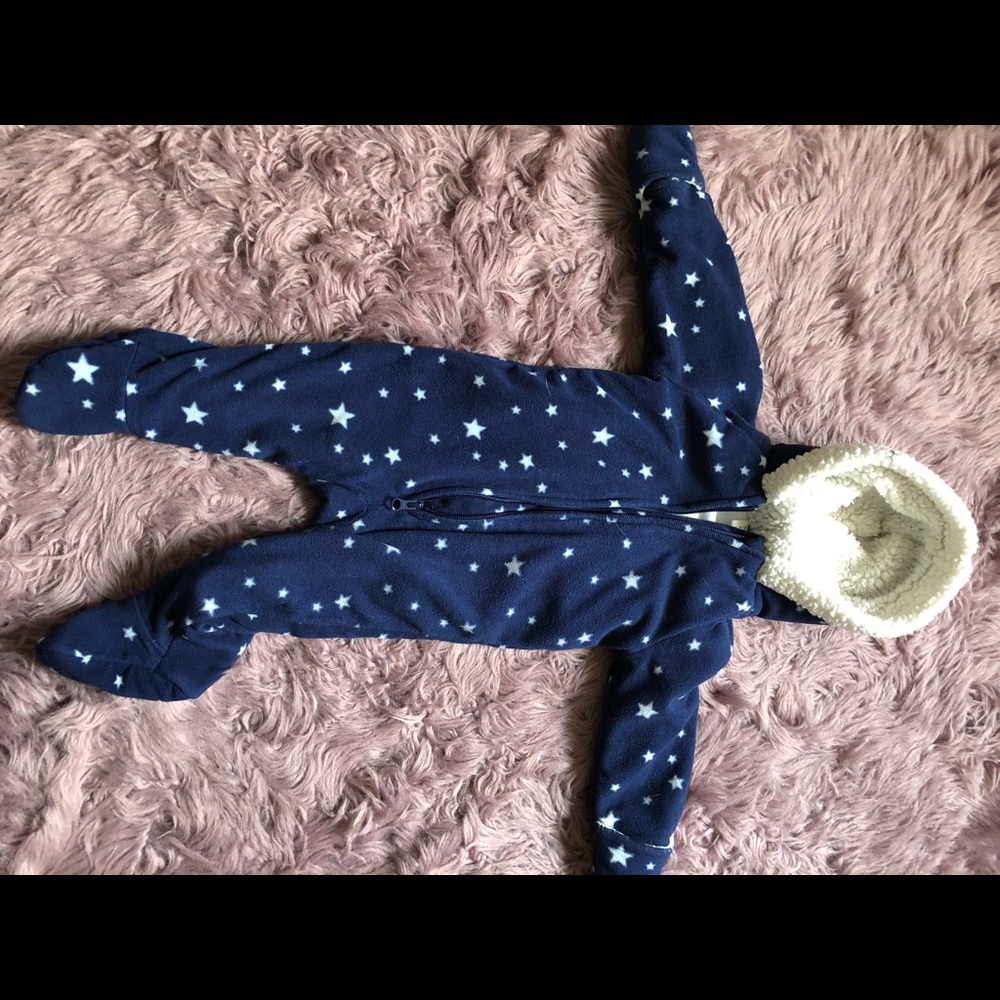 Old Navy fleece bunting